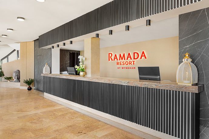 Imagen de los interiores del Hotel Ramada Resort By Wyndham Puerto De Mazarron. Foto 20