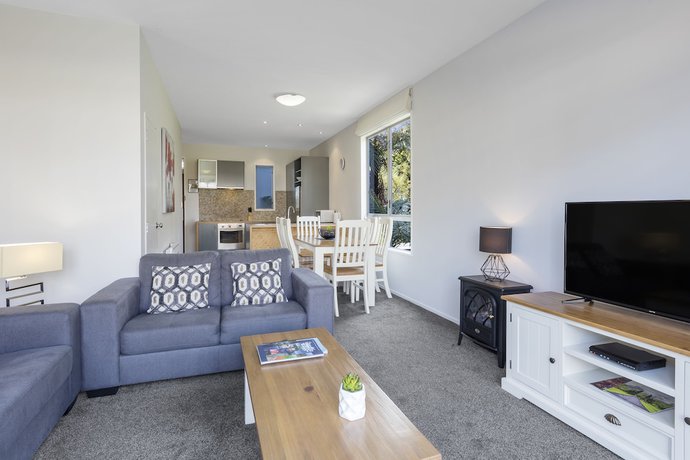 Imagen de la habitación del Hotel Ramada Resort By Wyndham Rotorua Marama. Foto 6