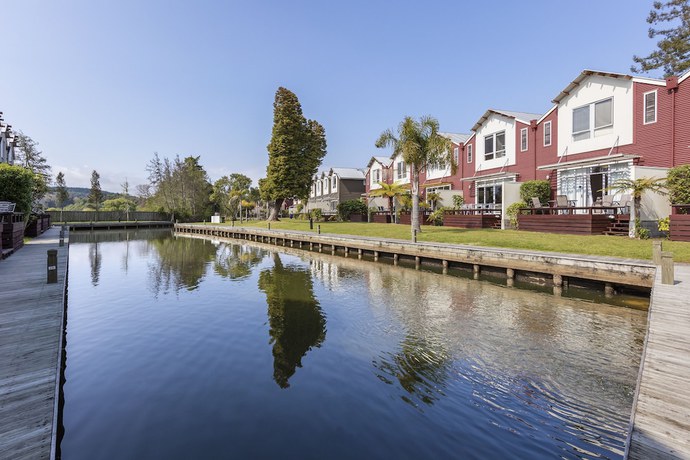 Imagen de la habitación del Hotel Ramada Resort By Wyndham Rotorua Marama. Foto 11