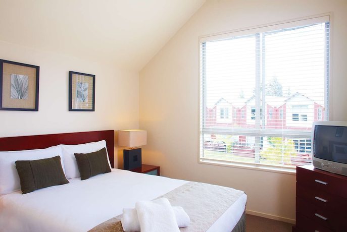 Imagen de la habitación del Hotel Ramada Resort By Wyndham Rotorua Marama. Foto 16