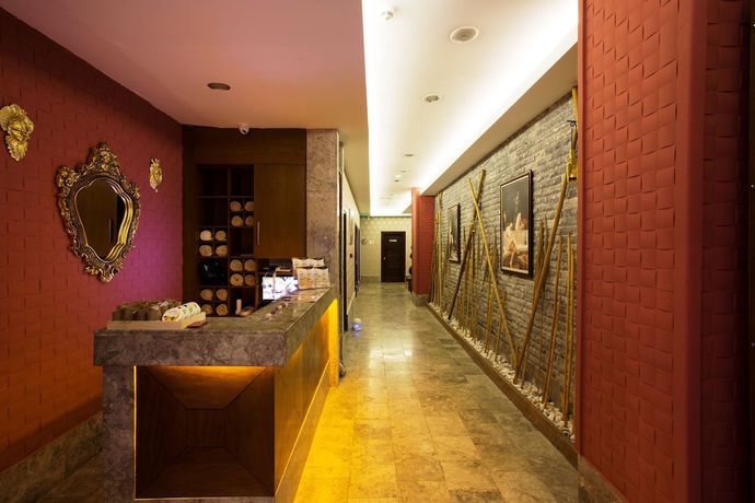 Imagen de los interiores del Hotel Ramada Resort By Wyndham Side. Foto 18