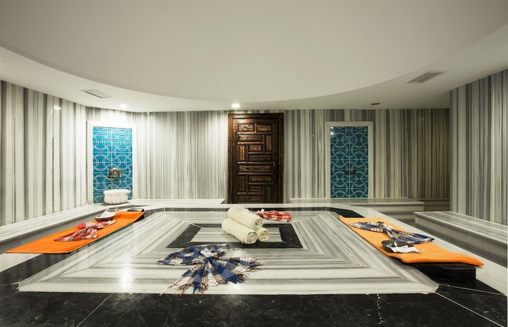 Imagen de la habitación del Hotel Ramada Resort By Wyndham Side. Foto 12