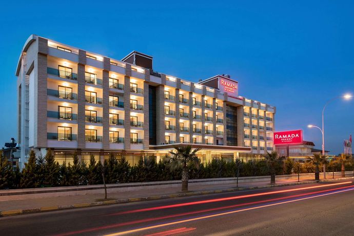 Imagen general del Hotel Ramada Resort By Wyndham Unye. Foto 4