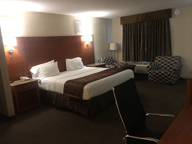 Imagen de la habitación del Hotel Ramada Rockville Centre. Foto 6
