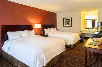 Imagen de la habitación del Hotel Ramada Salt Lake City North Temple. Foto 4