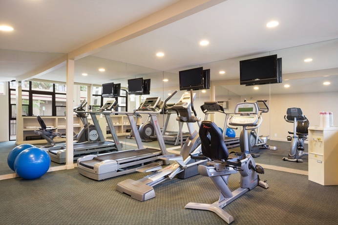 Imagen de los interiores del Hotel Ramada San Diego North and Conference Center. Foto 15