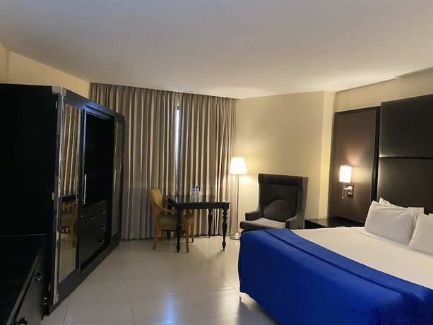 Imagen de la habitación del Hotel Ramada Santo Domingo Princess. Foto 2