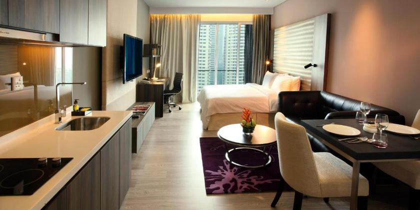 Imagen de la habitación del Hotel Ramada Suites By Wyndham Kuala Lumpur City Centre. Foto 6