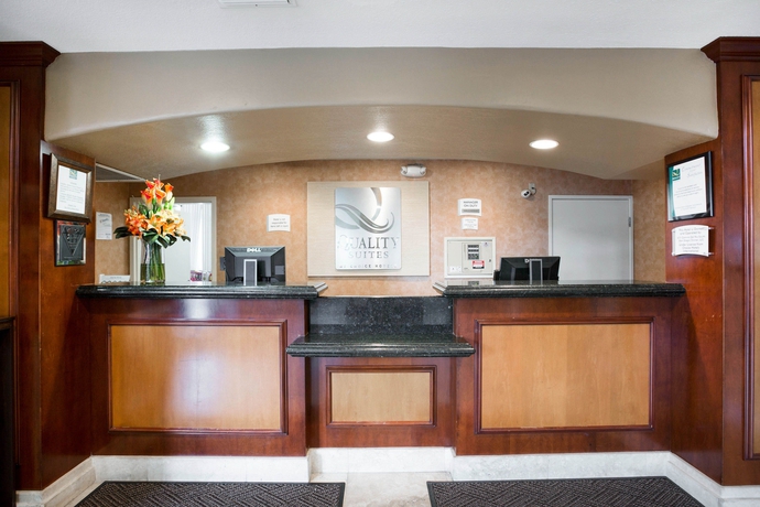 Imagen de los interiores del Hotel Ramada Suites By Wyndham San Diego. Foto 13