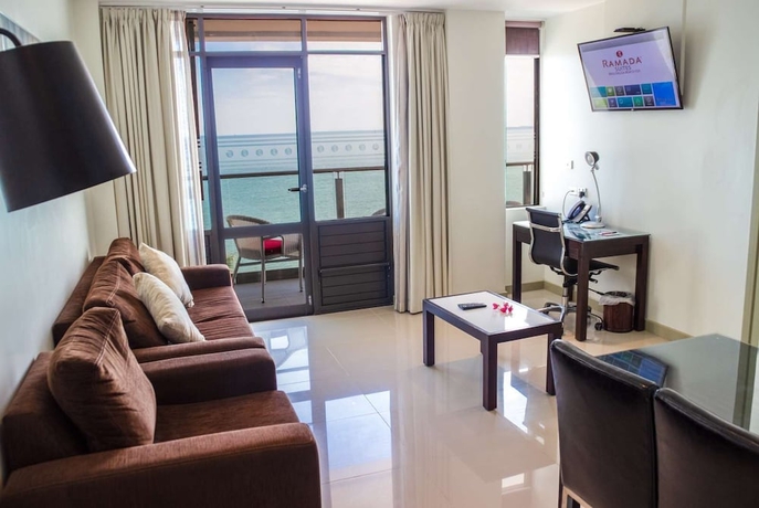 Imagen de la habitación del Hotel Ramada Suites By Wyndham Wailoaloa Beach Fiji. Foto 11