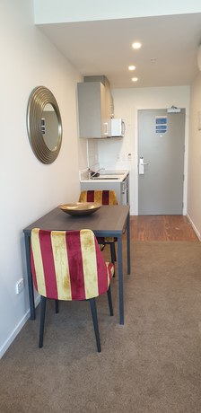 Imagen de la habitación del Hotel Ramada Suites by Wyndham Auckland Manukau Pacfic Centre. Foto 15