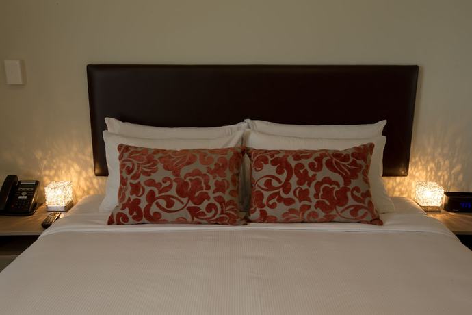 Imagen de la habitación del Hotel Ramada Suites by Wyndham Christchurch City. Foto 10