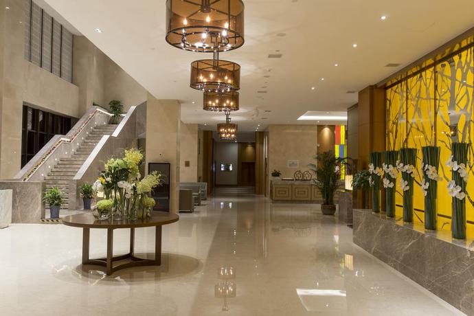 Imagen de los interiores del Hotel Ramada Suzhou. Foto 13