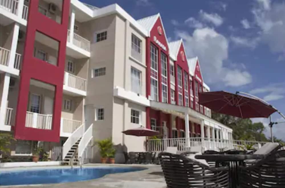 Imagen general del Hotel Ramada Tikal Isla De Flores. Foto 4