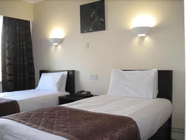 Imagen de la habitación del Hotel Ramada Warwick Kenilworth. Foto 8