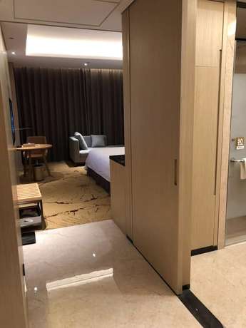 Imagen de la habitación del Hotel Ramada Wyndham Zhengzhou Xinzheng. Foto 10