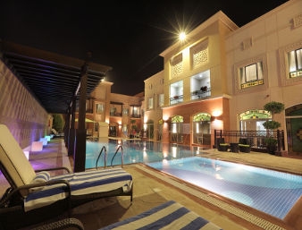 Imagen general del Hotel Ramada Y Suites Ras Al Khaimah. Foto 2