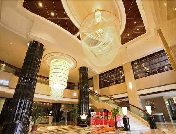 Imagen de los interiores del Hotel Ramada Yangzhou Baoying. Foto 15