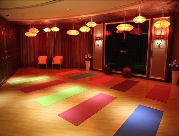Imagen de los interiores del Hotel Ramada Yangzhou Baoying. Foto 16