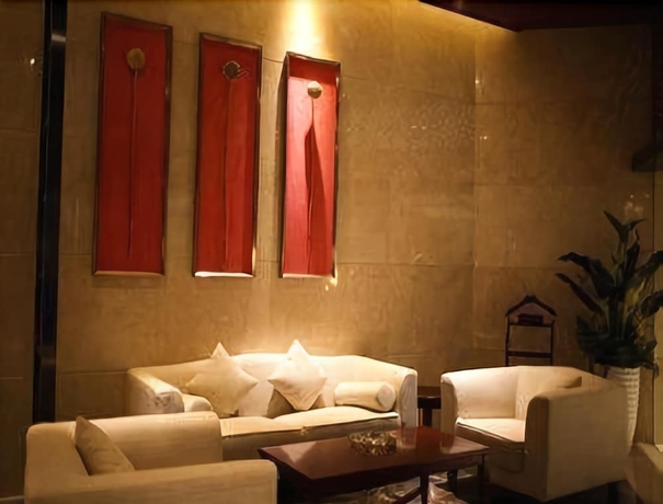Imagen de los interiores del Hotel Ramada Yangzhou Baoying. Foto 18