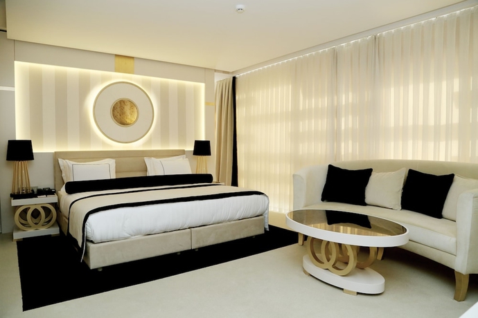 Imagen de la habitación del Hotel Ramada and Suites By Wyndham Istanbul Sisli. Foto 2