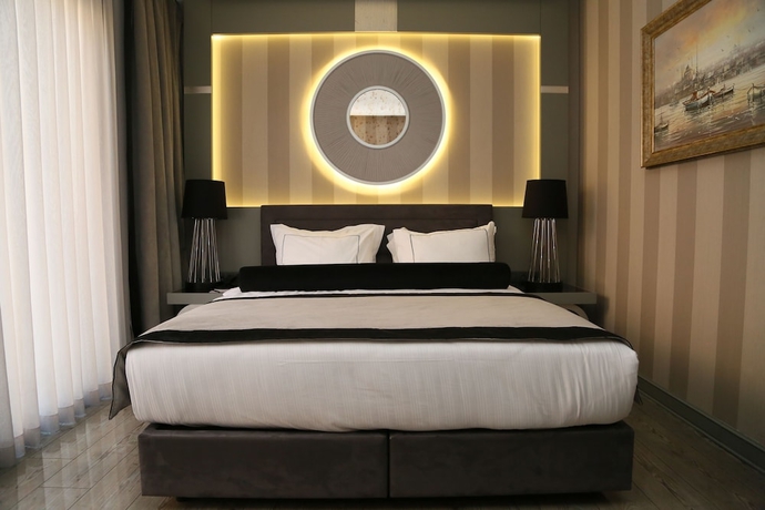 Imagen de la habitación del Hotel Ramada and Suites By Wyndham Istanbul Sisli. Foto 4