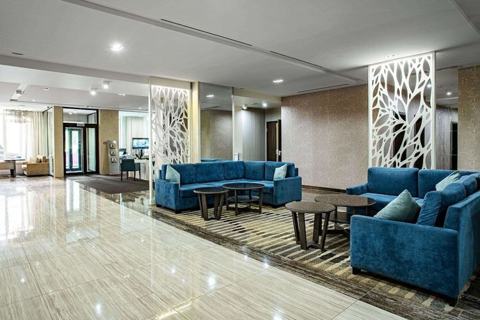 Imagen de los interiores del Hotel Ramada and Suites by Wyndham Novosibirsk Zhukovka. Foto 20