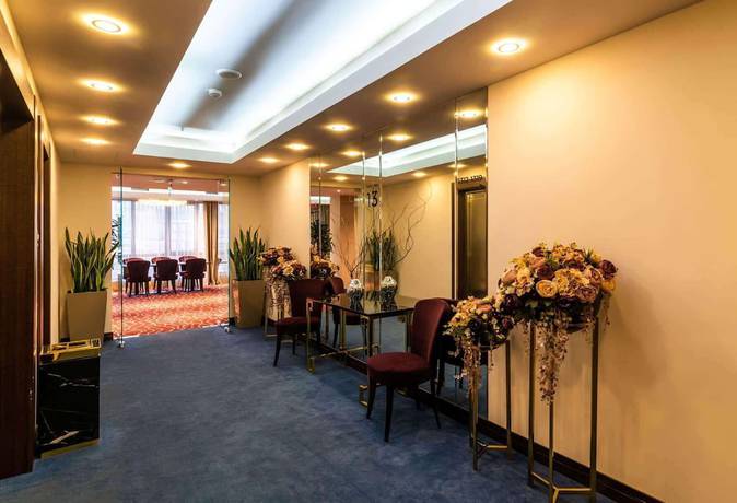 Imagen general del Hotel Ramada and Suites by Wyndham Yerevan. Foto 1