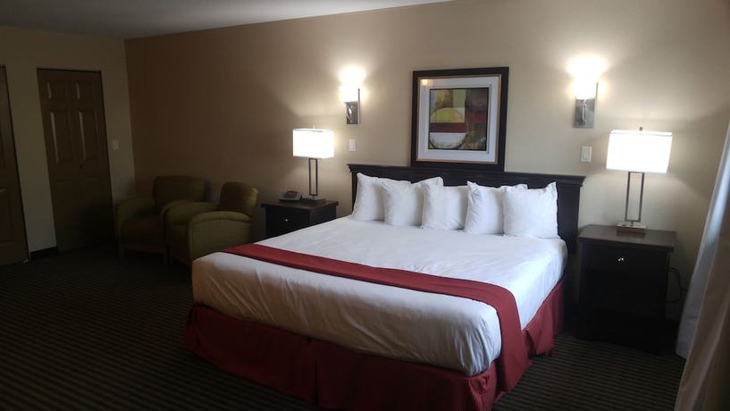 Imagen de la habitación del Hotel Ramada by Wyndham Abbotsford. Foto 4