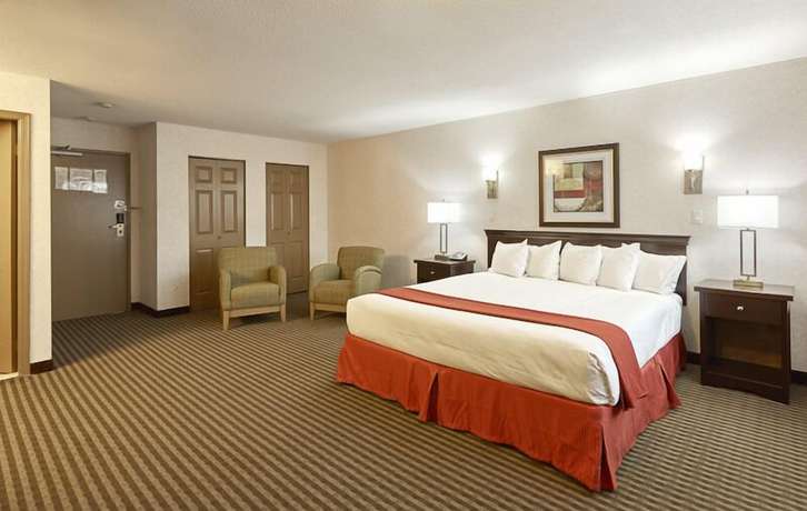 Imagen de la habitación del Hotel Ramada by Wyndham Abbotsford. Foto 5