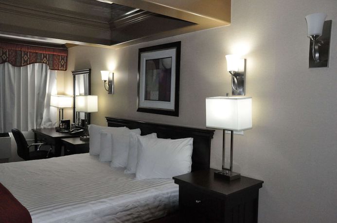 Imagen de la habitación del Hotel Ramada by Wyndham Abbotsford. Foto 9