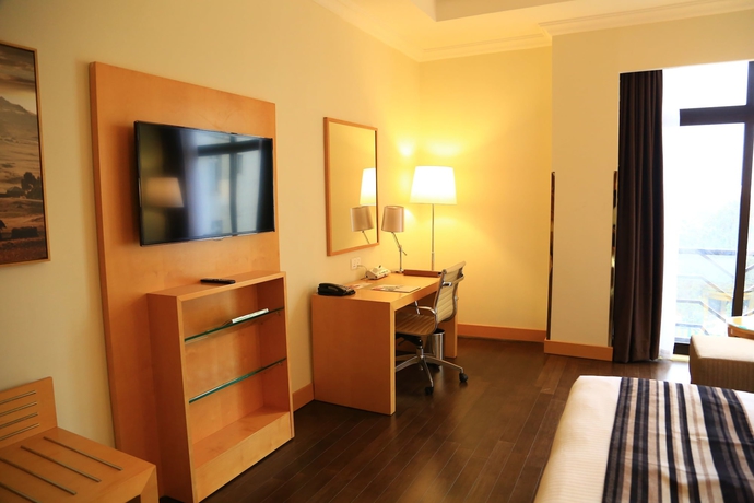 Imagen de la habitación del Hotel Ramada by Wyndham Addis Ababa. Foto 8