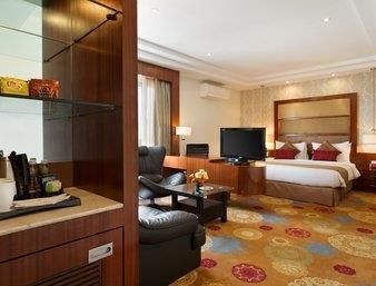 Imagen de los interiores del Hotel Ramada by Wyndham Ahmedabad. Foto 14