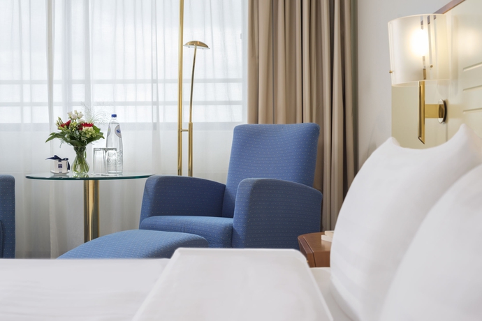 Imagen de la habitación del Hotel Ramada by Wyndham Amsterdam Airport Schiphol. Foto 11