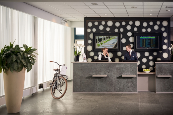 Imagen de los interiores del Hotel Ramada by Wyndham Amsterdam Airport Schiphol. Foto 15