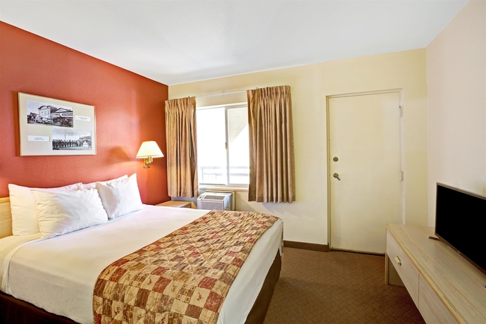 Imagen de la habitación del Hotel Ramada by Wyndham Anchorage Downtown. Foto 8