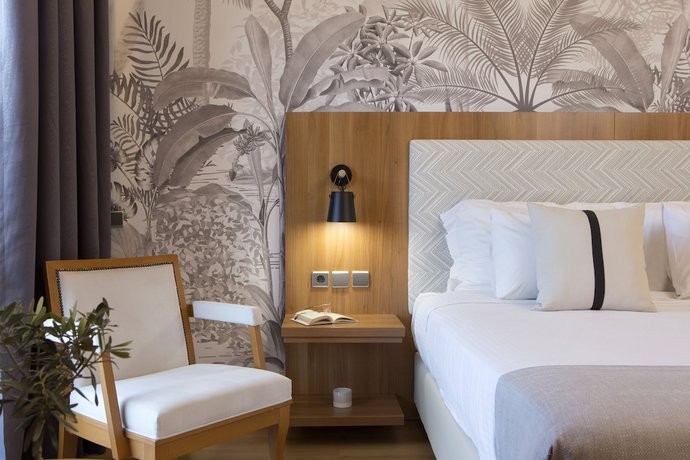 Imagen de la habitación del Hotel Ramada by Wyndham, Athens Club Attica Riviera. Foto 2