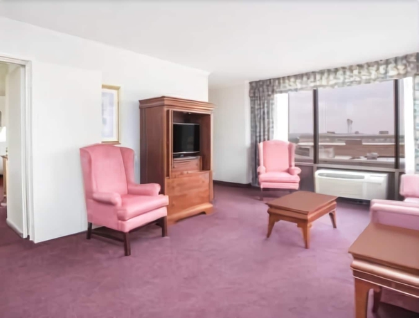 Imagen de la habitación del Hotel Ramada by Wyndham Augusta Downtown Hotel & Conference Center. Foto 8