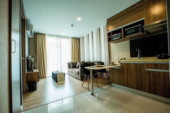 Imagen de la habitación del Hotel Ramada by Wyndham Bangkok Ten Ekamai Residences. Foto 5