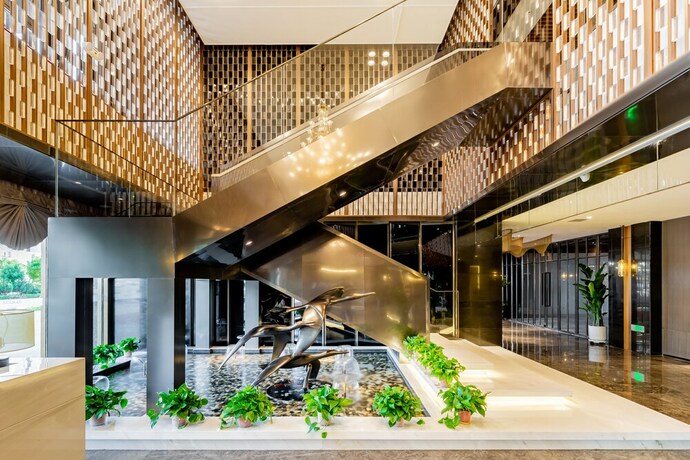 Imagen de los interiores del Hotel Ramada by Wyndham Bayannur. Foto 20