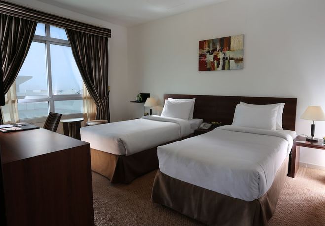 Imagen de la habitación del Hotel Ramada by Wyndham Beach Hotel Ajman. Foto 8
