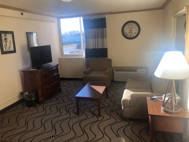 Imagen de la habitación del Hotel Ramada by Wyndham Birmingham Airport. Foto 12