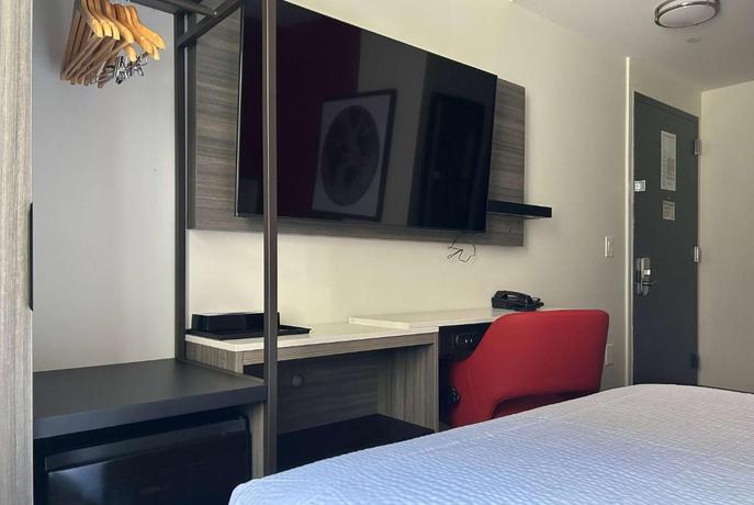 Imagen de la habitación del Hotel Ramada by Wyndham Brooklyn Near Flatbush. Foto 3