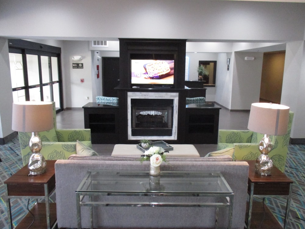 Imagen de los interiores del Hotel Ramada by Wyndham Burkburnett / Wichita Falls. Foto 16