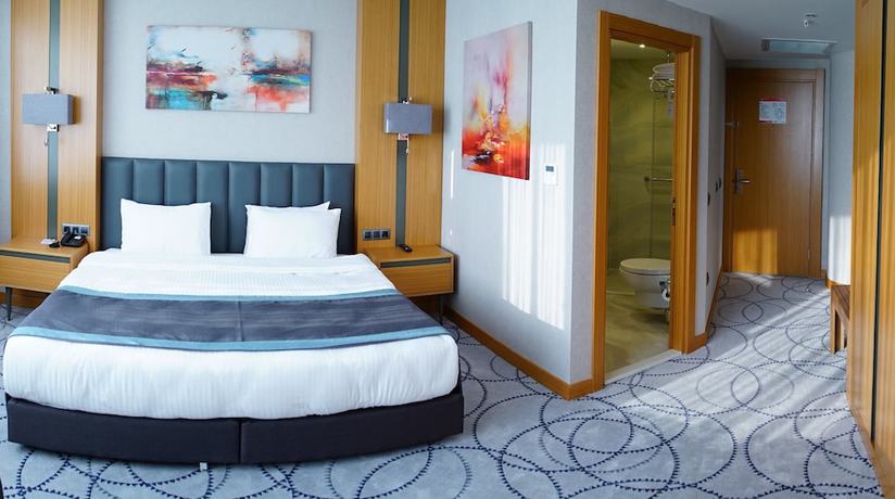 Imagen de la habitación del Hotel Ramada by Wyndham Bursa Nilufer. Foto 4