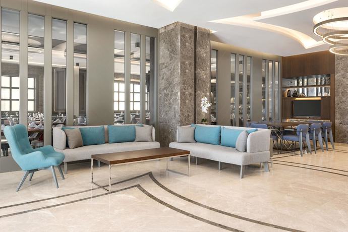 Imagen de los interiores del Hotel Ramada by Wyndham Bursa Nilufer. Foto 19