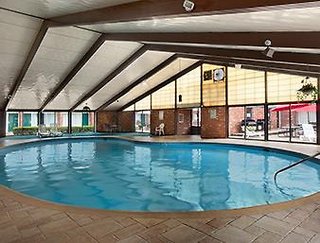 Imagen general del Hotel Ramada by Wyndham Butler/Tesla Biohealing Resort. Foto 1