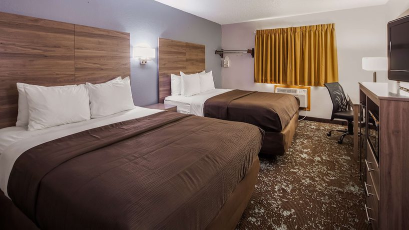 Imagen de la habitación del Hotel Ramada by Wyndham Cedar Rapids South. Foto 14