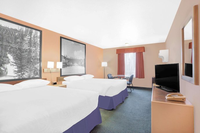 Imagen de la habitación del Hotel Ramada by Wyndham Cranbrook. Foto 7