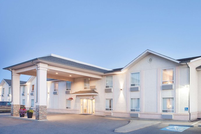 Imagen general del Hotel Ramada by Wyndham Cranbrook. Foto 4